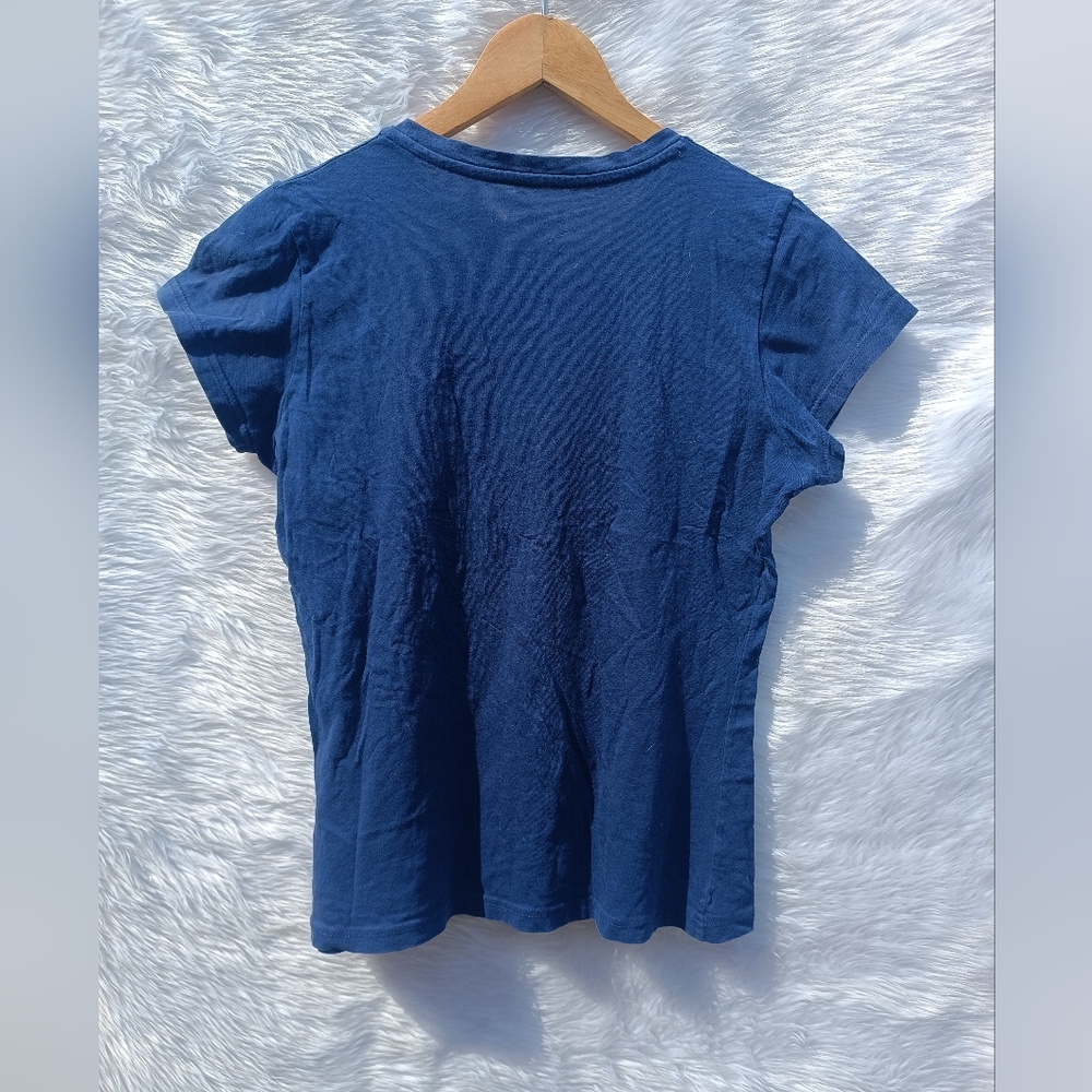 Gap Tee - Picture 5 of 5